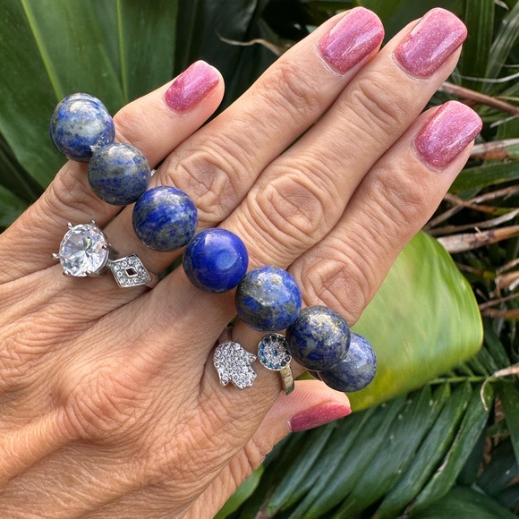 B77. 12mm Lapis Lazuli Natural Blue Gemstone Beaded Bracelet Made On Maui - Picture 3 of 6